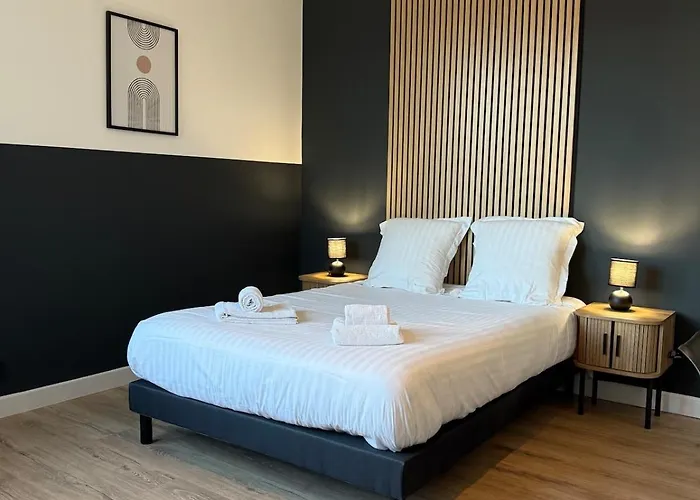 Апартаменты Le Paisible - Clim - 7 Personnes - Proche 1er Mai Клермон-Ферран